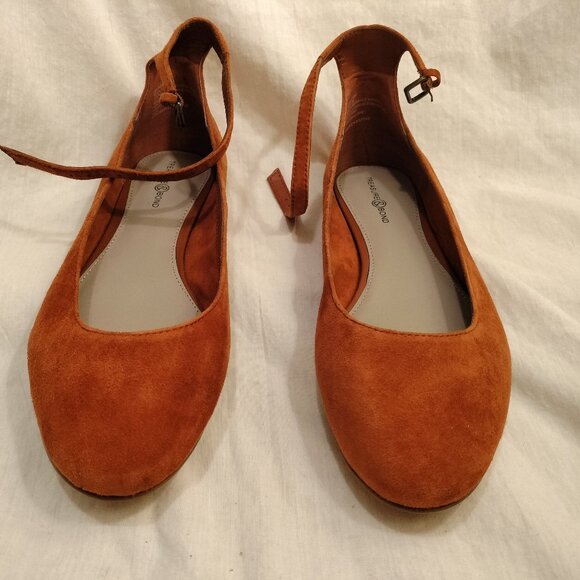 Treasure & Bond Ballet Flats with Ankle Strap NWOT - Picture 2 of 10